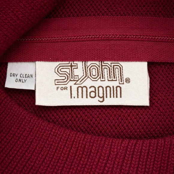 St. John by Marie Gray Burgundy Knit Dress Size 6 Gold Buttons USA Vintage 1980s - Picture 4 of 9